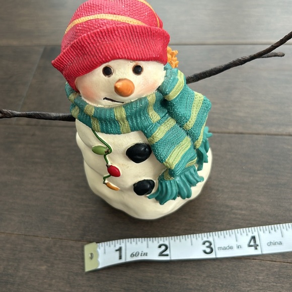 HALLMARK Mitford “Moe” Snowman, Teal Christmas Lights Holiday Decor, Christmas - Picture 9 of 10